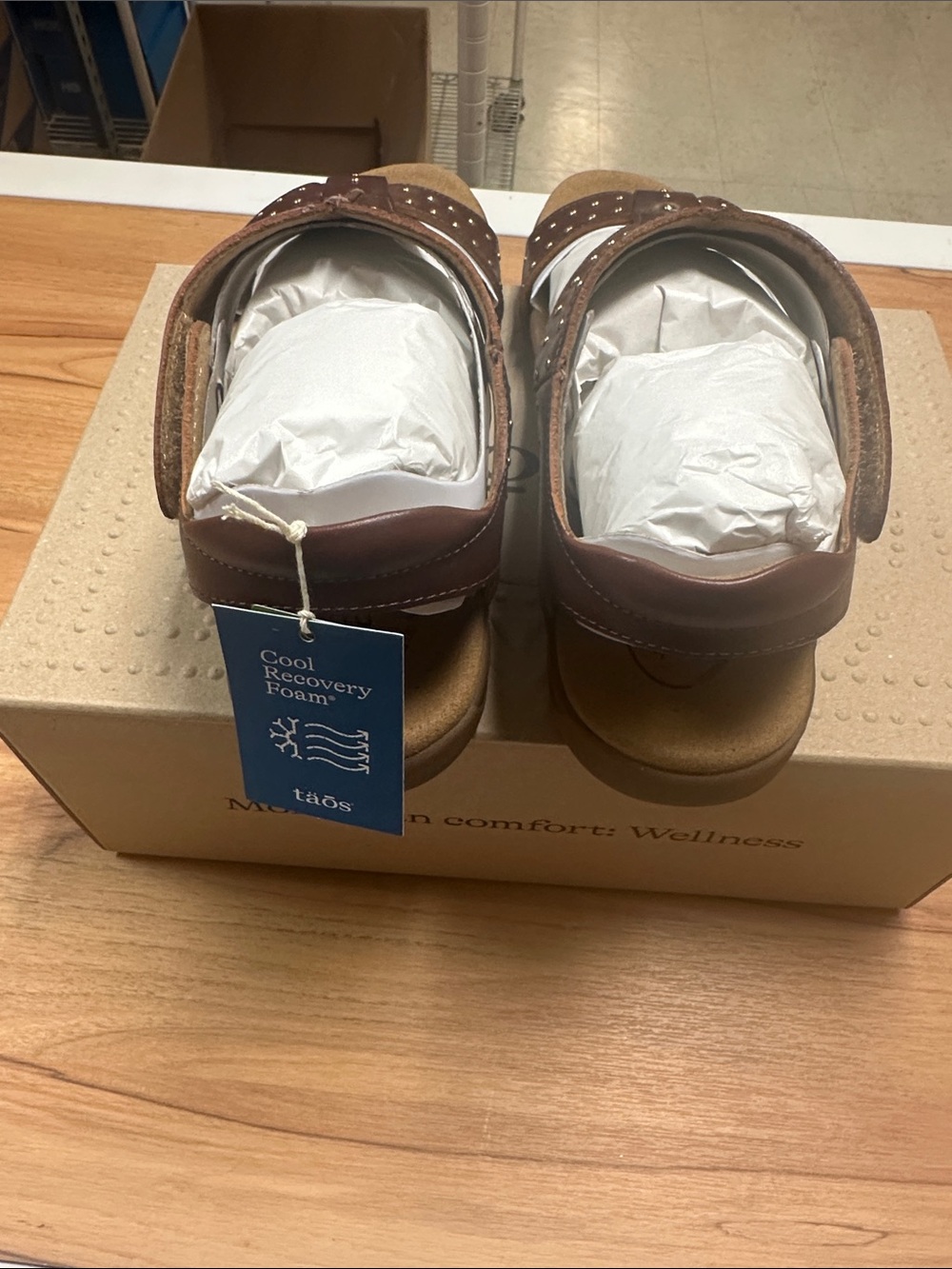 Taos Showstopper Women's Studded Cognac Color Leather Slide Sandals - Picture 8 of 11